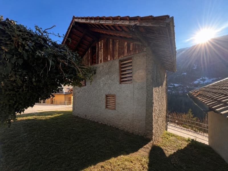 Grange à rénover au coeur de Vissoie avec projet d'architecte (1)