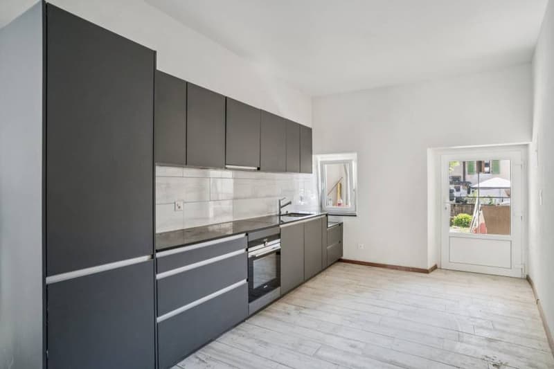 Opportunité rare : immeuble de 4 logements avec cachet (4)