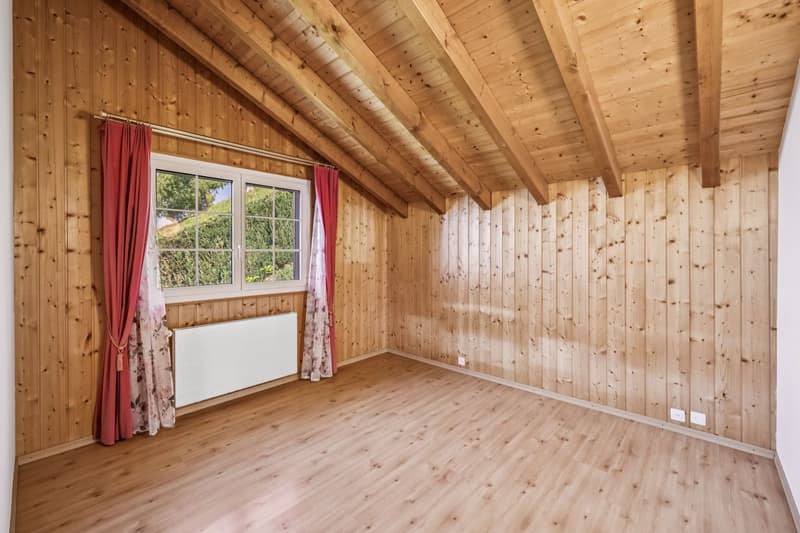 Vue panoramique et élégance alpine avec piscine (11)
