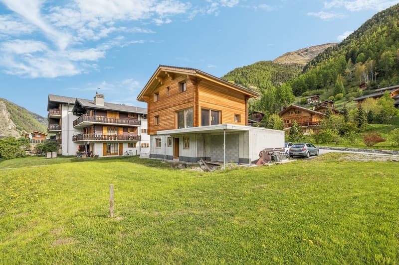 Élégant chalet en construction avec finitions sur mesure à Evolène (2)
