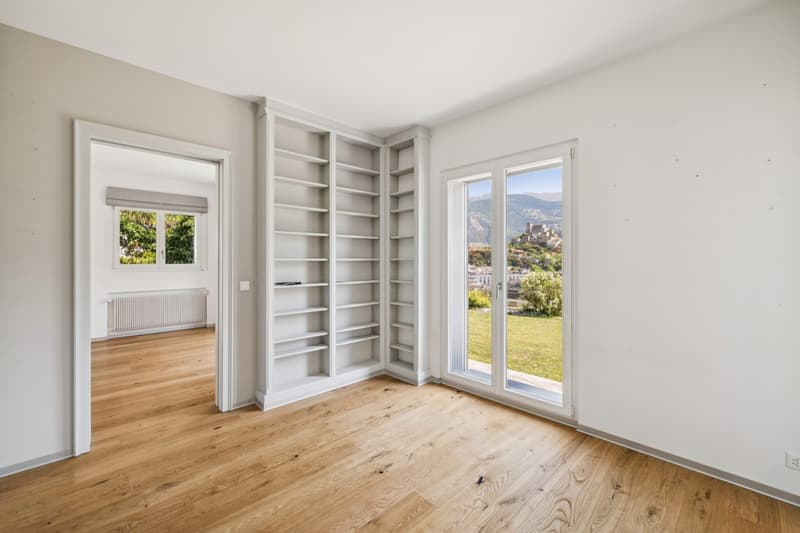 Maison de Maître d'Exception à Gravelone - Vue Panoramique sur les Châ (5)