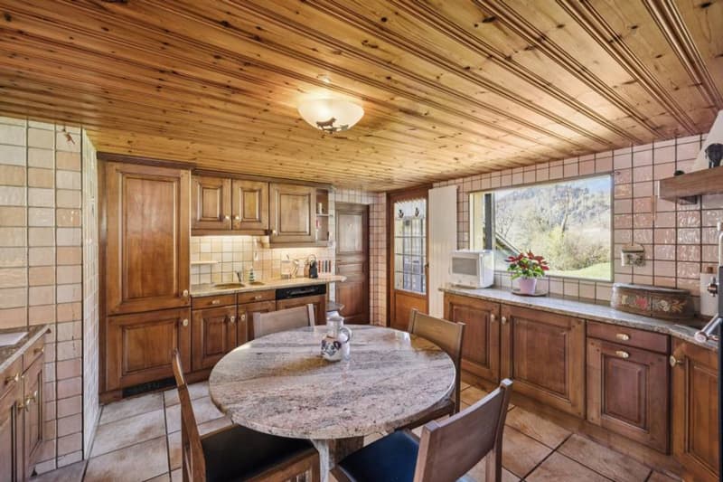 Chalet de deux appartements au charme authentique (4)
