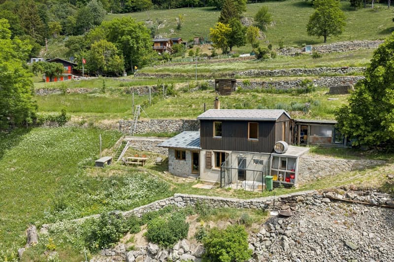 Chalet individuel 3,5 pièces en pleine nature Valaisanne (4)