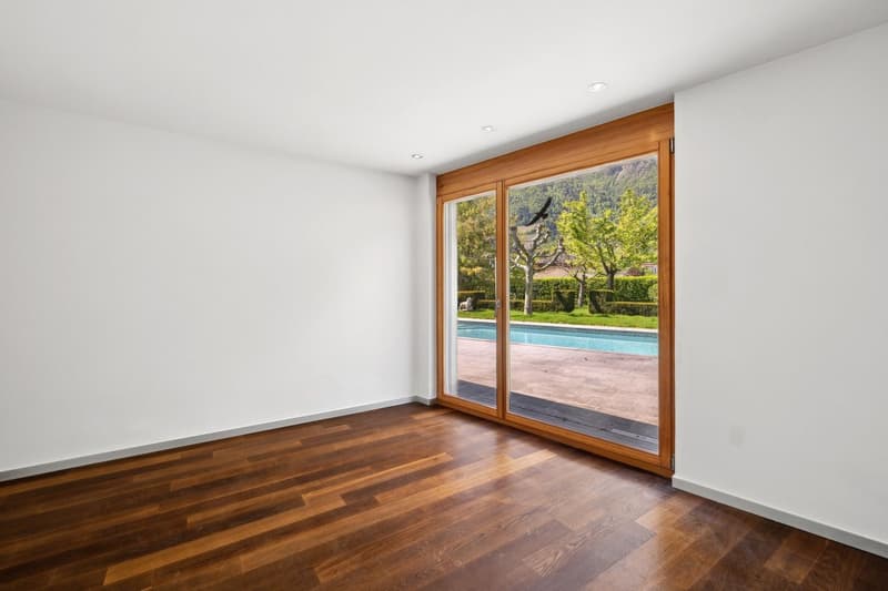 Villa exclusive avec piscine, volumes généreux et cadre idyllique (7)