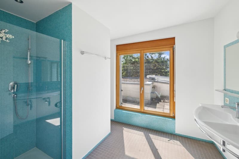 Villa exclusive avec piscine, volumes généreux et cadre idyllique (9)