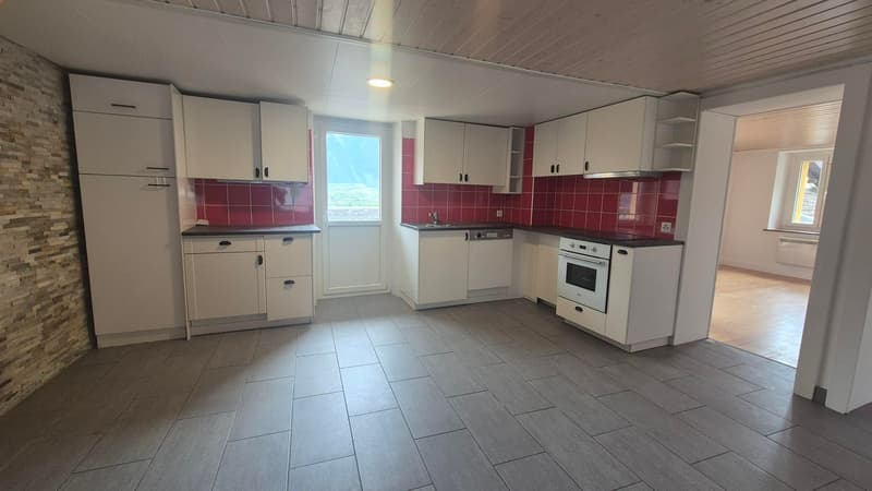 Maison villageoise de deux appartements. (2)