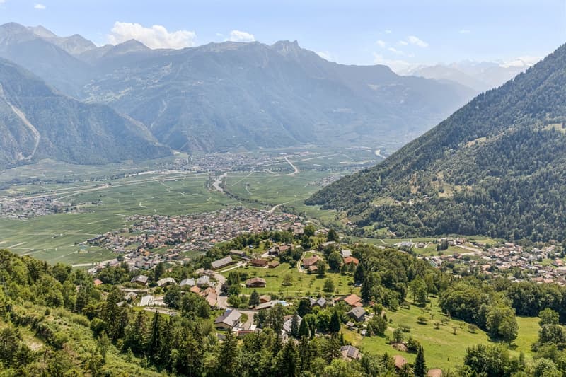 Villa jumelée dans un cadre verdoyant. (9)