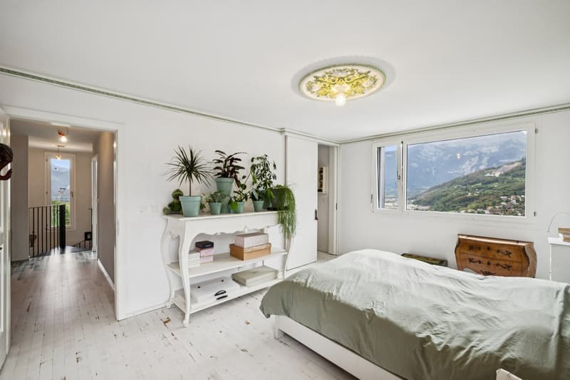 Belle villa individuelle avec un joli jardin (8)