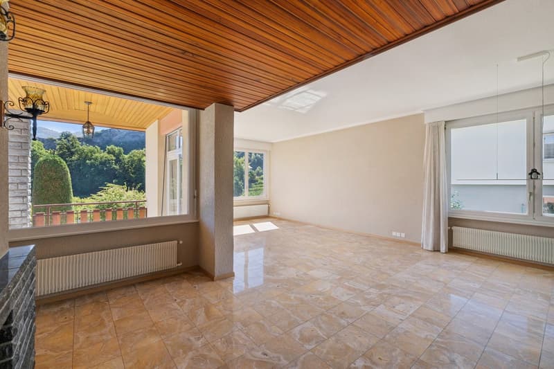 Magnifique propriété avec vue sur le Château de Tourbillon (4)