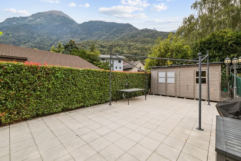 Belle villa individuelle de 5,5 pièces offrant de beaux volumes (13)