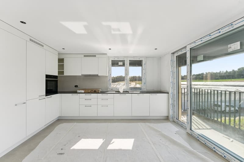 4.5-Zimmer-Wohnung mit Balkon und Blick ins Grüne (3)