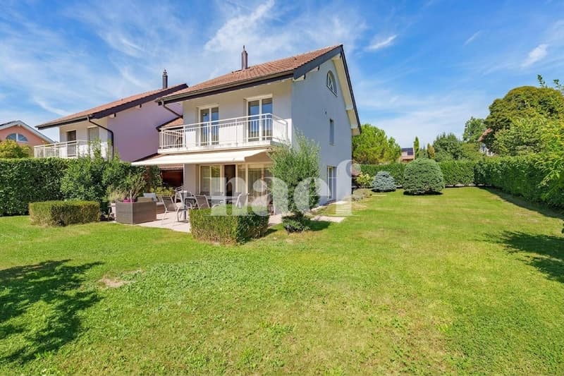 Maison jumelle avec grand jardin (1)