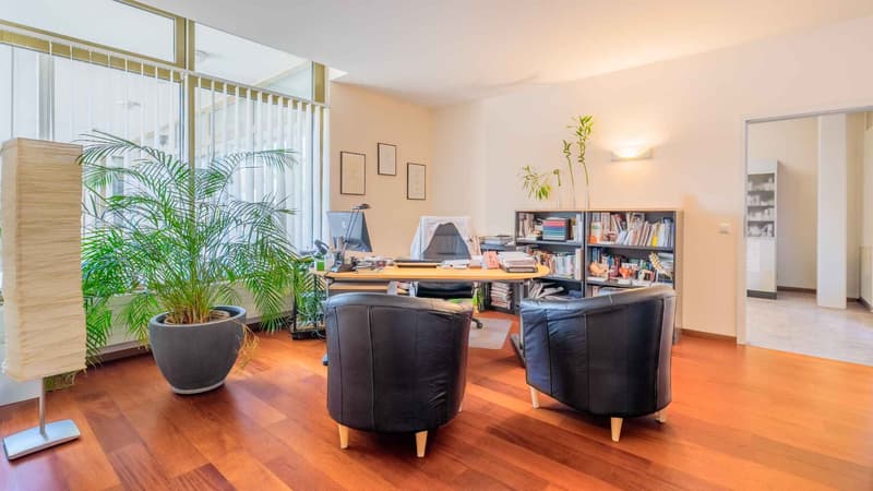 Un premier bureau