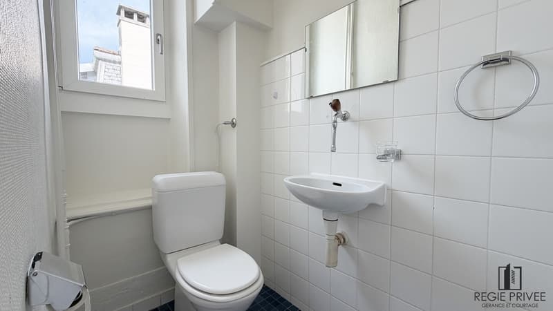 WC
