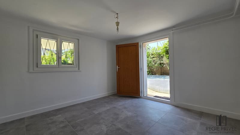 Appartement avec sous-sol privatif et immense jardin (12)