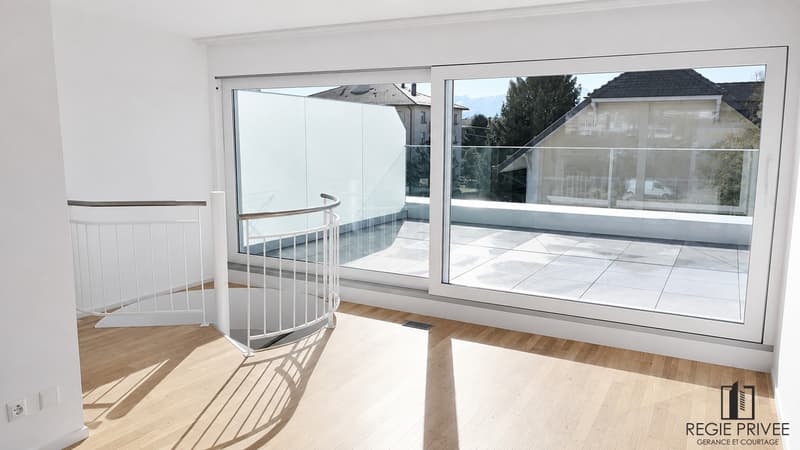 Loggia et terrasse