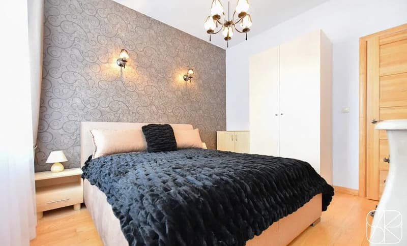 Charming 2.5-Room Apartment with Balcony in Zürich 8006 (8)