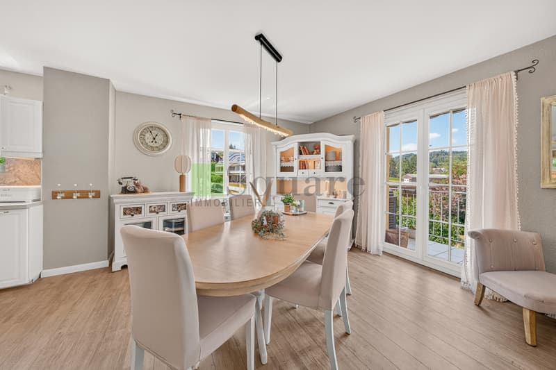 Magnifique appartement en duplex de 5.5 pièces avec vue dégagée (4)