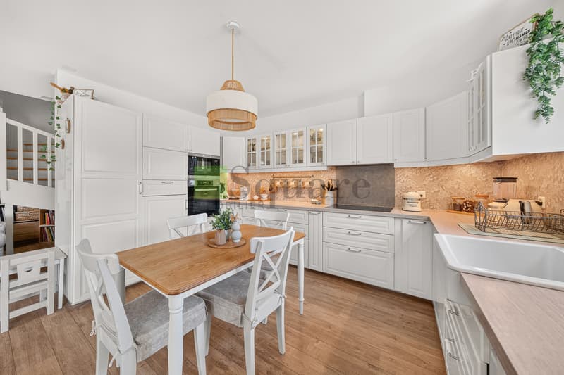 Magnifique appartement en duplex de 5.5 pièces avec vue dégagée (5)