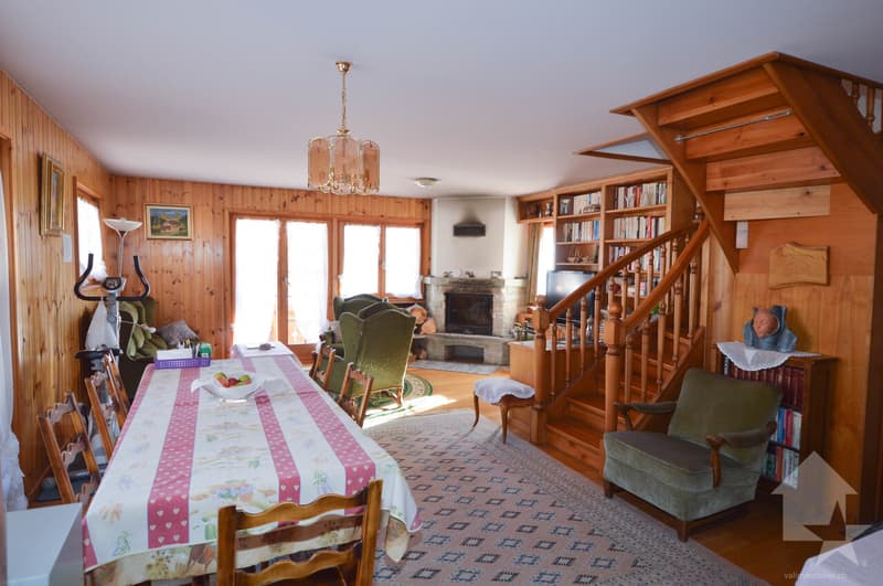 Appartement de 4.5 pièces au centre de la station avec belle vue (5)
