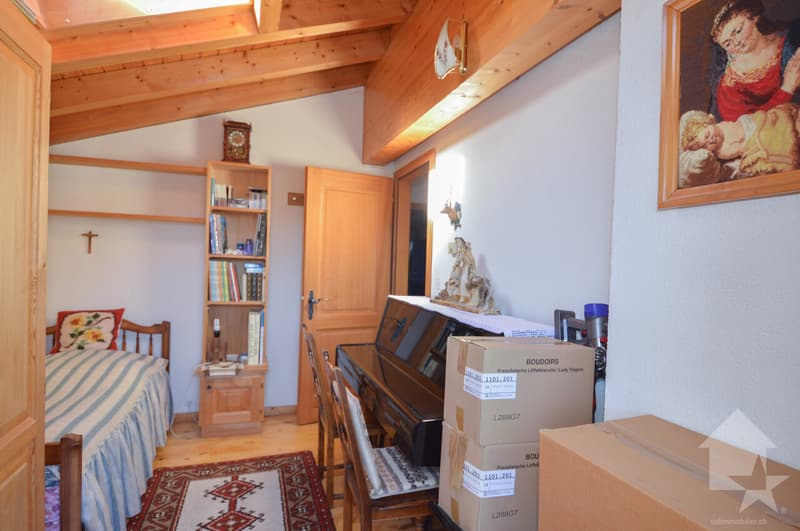 Appartement de 4.5 pièces au centre de la station avec belle vue (13)