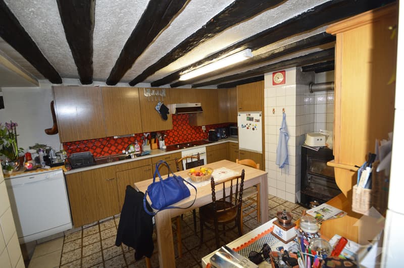 Maison villageoise à rénover (11)