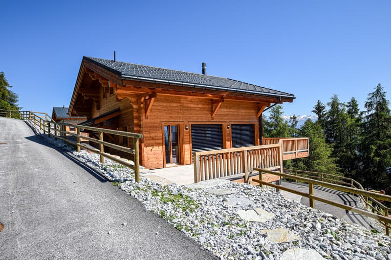 Magnifique chalet de standing (3)
