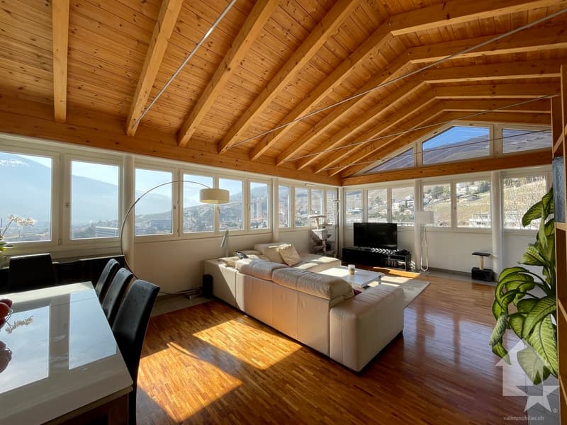 Villa contemporaine avec vue à 360° imprenable sur les hauts de Sierre (1)