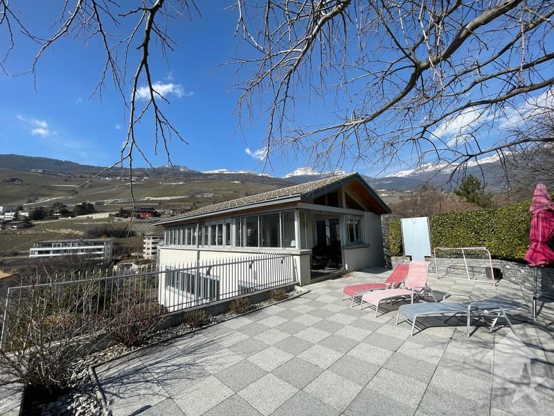 Villa contemporaine avec vue à 360° imprenable sur les hauts de Sierre (2)