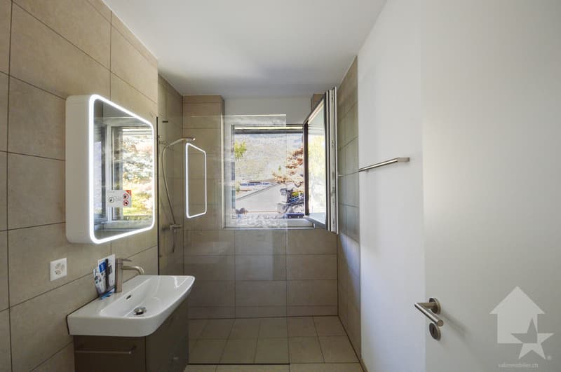 Appartement neuf de 3,5 pièces en hauteur privilégiée (4)