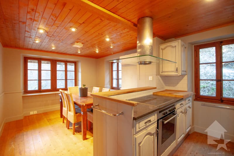 Chalet valaisan de 4.5 pièces à deux pas de la Piste de l'Ours (4)