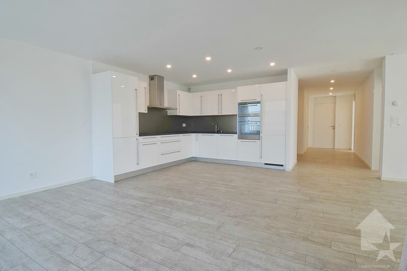 Magnifique appartement de 4.5 pcs au centre de Montreux à 2 pas du lac (7)