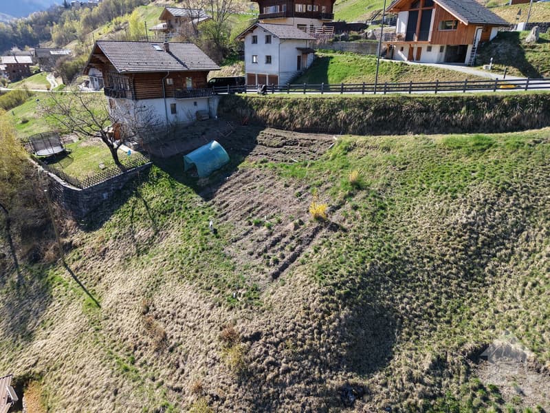 A vendre terrain bien situé à Euseigne (2)