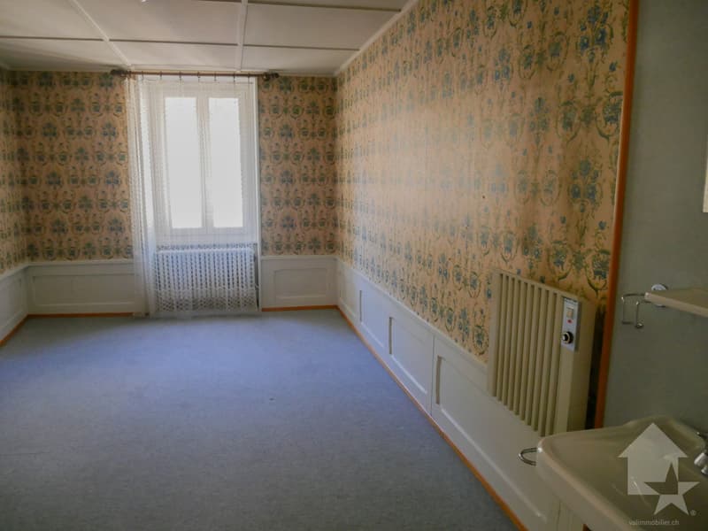 Appartement spacieux avec potentiel (13)