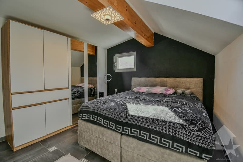 Grande maison familiale avec appartement attenant à Dorénaz (11)