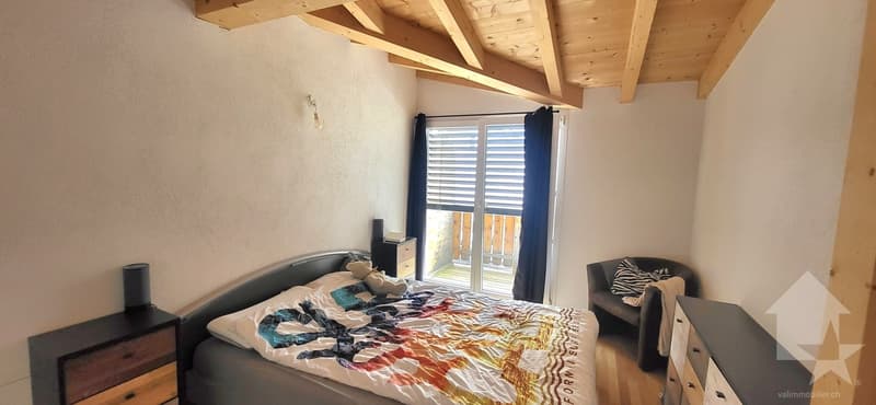 Villa / immeuble de 2 appartements 1x 3.5 pces en duplex + 1x studio (7)