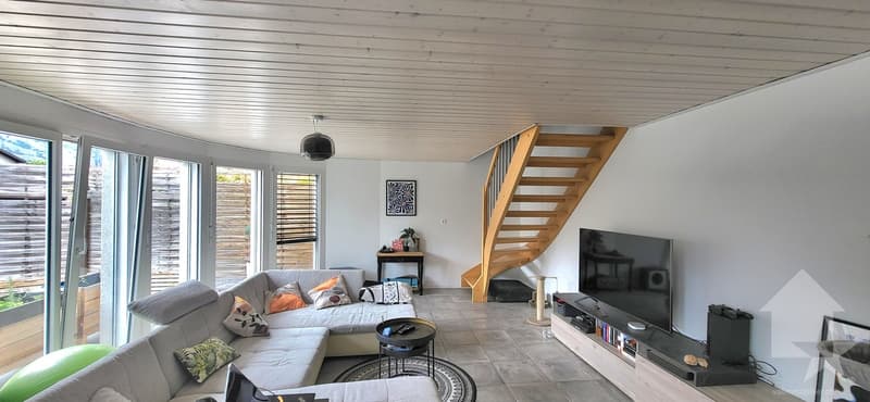 Villa / immeuble de 2 appartements 1x 3.5 pces en duplex + 1x studio (3)