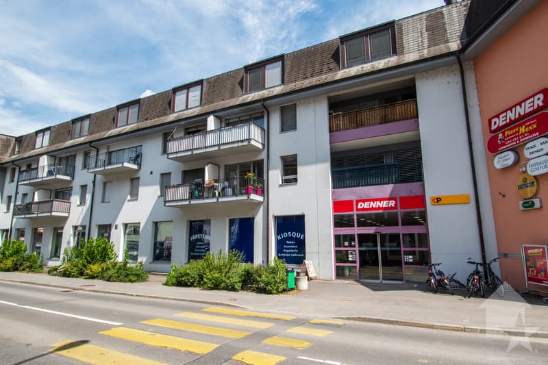 Vouvry, local commercial au centre du village (2)