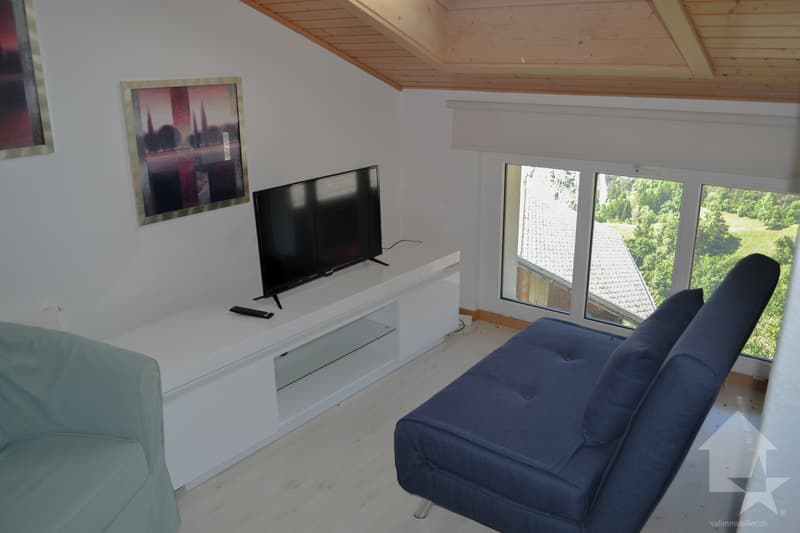 App. de 2,5 pièces de 42 m2 dans les combles avec vue sur les Alpes (4)