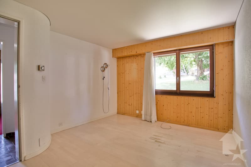 Grand appartement traversant de 5.5 pièces à rénover, 140 m2, terrasse (8)