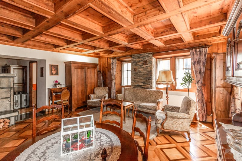 Appartement 4 pièces dans un bâtiment historique de la vieille ville (6)