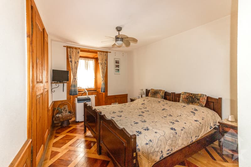 Appartement 4 pièces dans un bâtiment historique de la vieille ville (11)