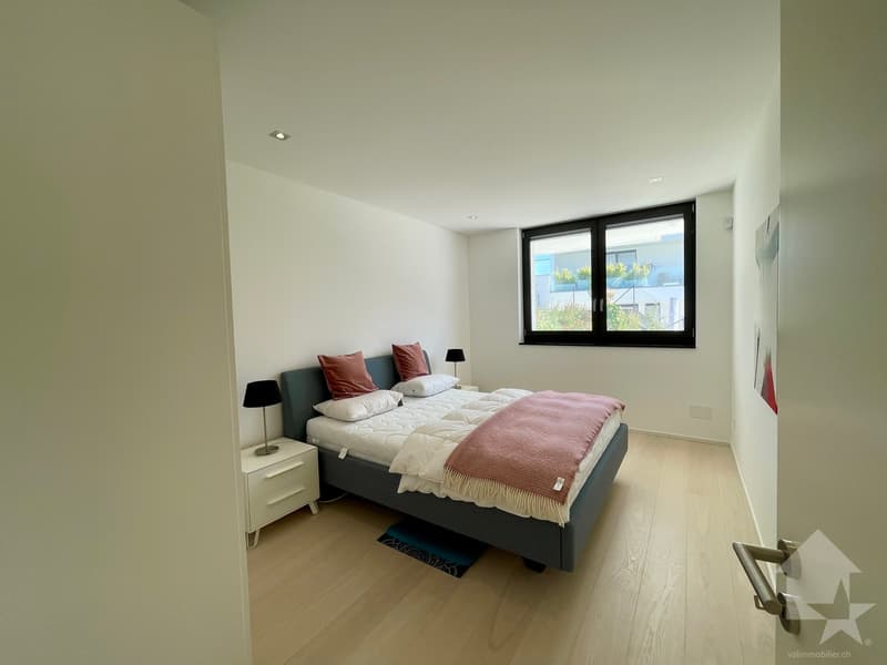 Appartement contemporain avec vue panoramique sur les hauts de Sierre (13)