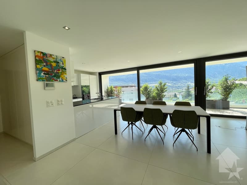 Appartement contemporain avec vue panoramique sur les hauts de Sierre (6)