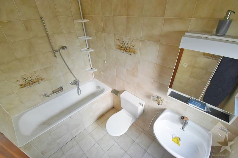 Au centre-ville de Sion 4.5 pièces avec une place de parc incluse (12)