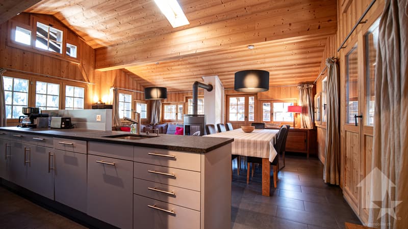 Séduisant appartement en duplex au centre du village (7)
