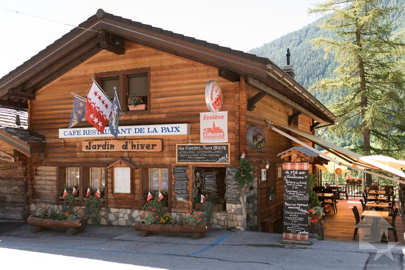 Magnifique Restaurant au centre d'Evolène avec appartement séparé (6)