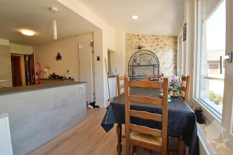 Immeuble de 3 ou 4 appartements avec une grange et un garage inclus ! (4)