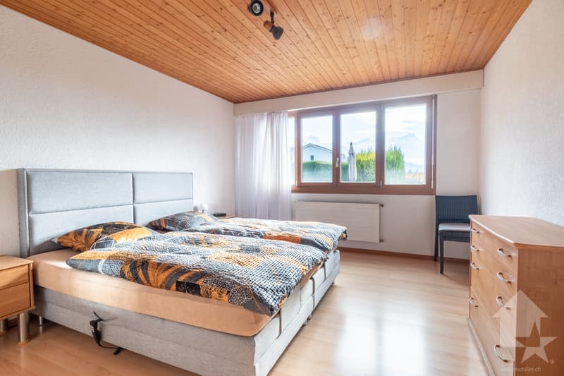 Immeuble mixte de 2 appartements et un atelier (6)