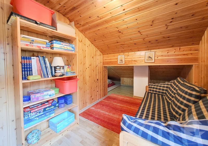 Grand chalet de trois logements au centre de la Tzoumaz (11)